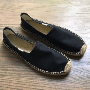Black Soludos Flats